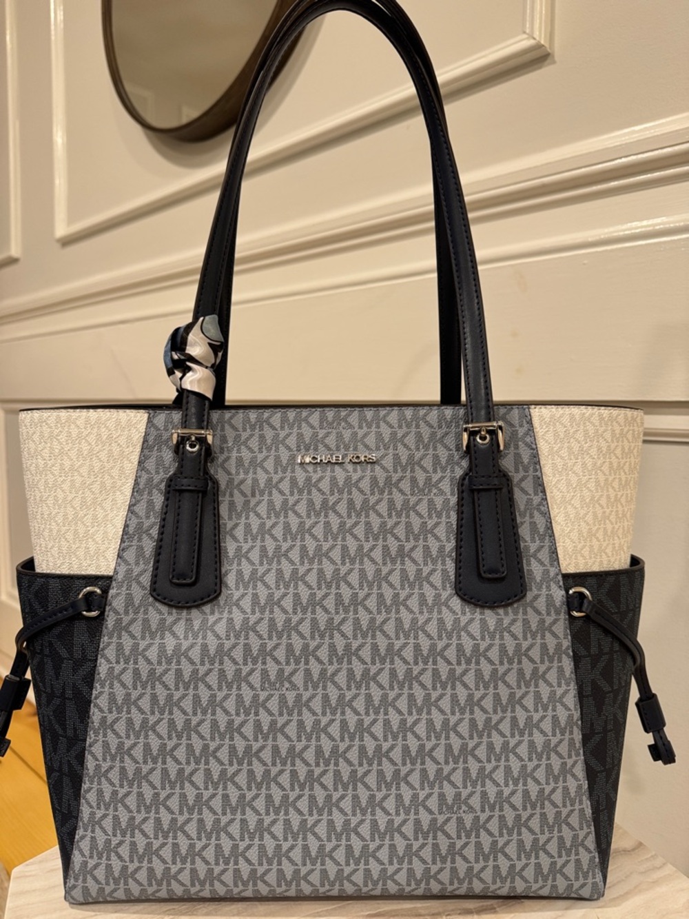 Michael Kors Bag Jet Set Signature Blue White Tote - Picture 5 of 17